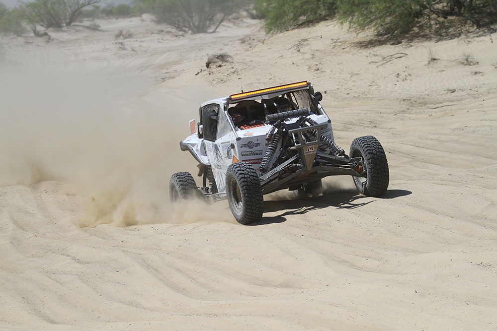 Samlex 1888 UTV in desert