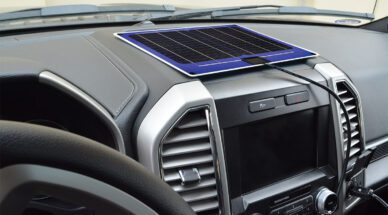 Suncharger maintainer car dashboard